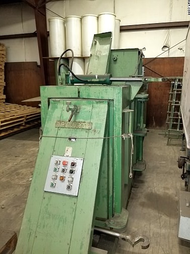HERGETH Horizontal Baler, 27x54" bale,